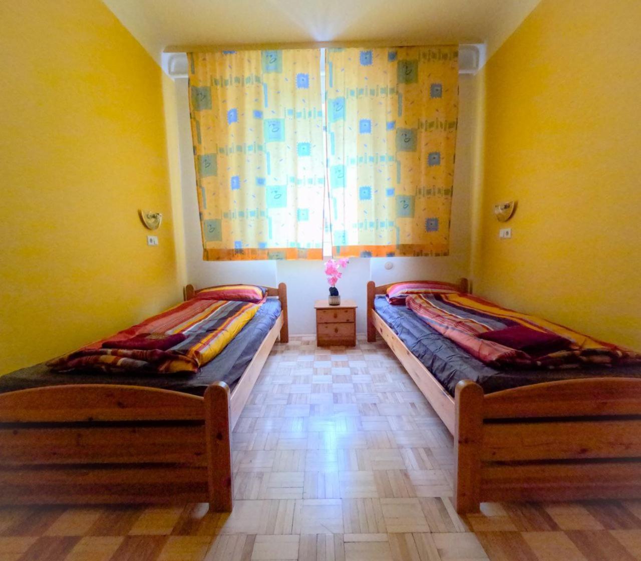 Cozy Rooms - U3 Hutteldorferstrasse Viyana Dış mekan fotoğraf