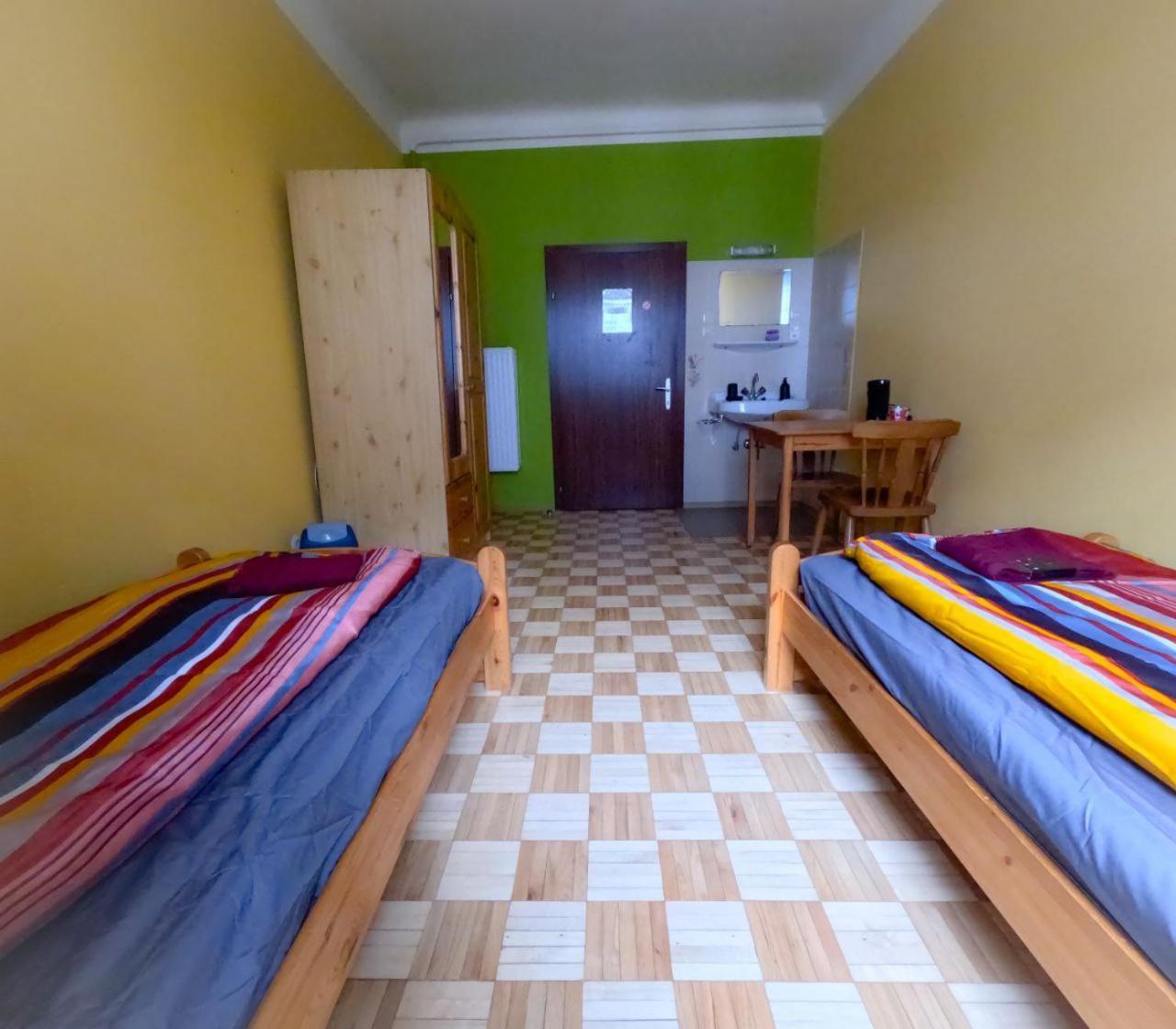 Cozy Rooms - U3 Hutteldorferstrasse Viyana Dış mekan fotoğraf