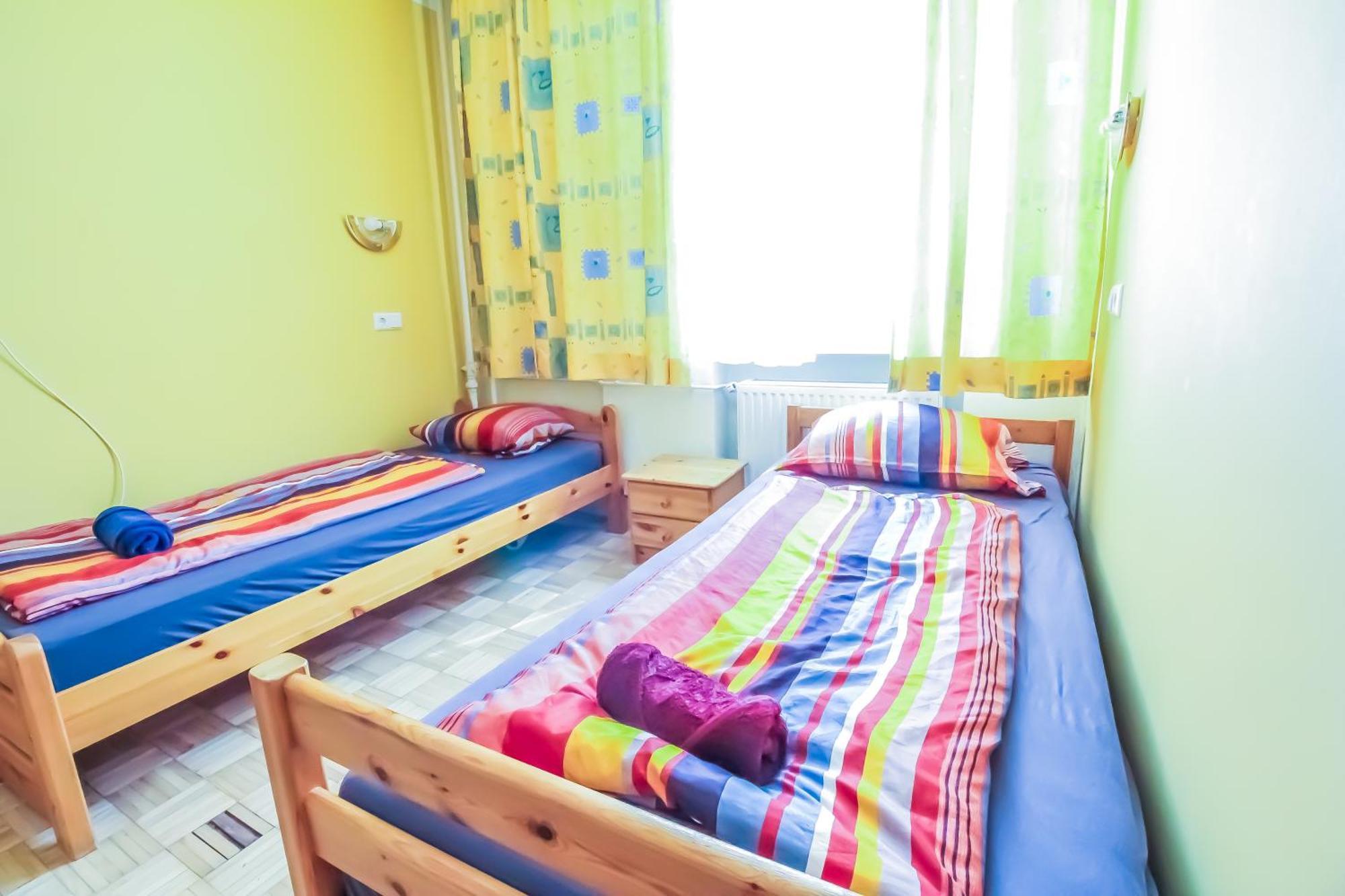 Cozy Rooms - U3 Hutteldorferstrasse Viyana Dış mekan fotoğraf