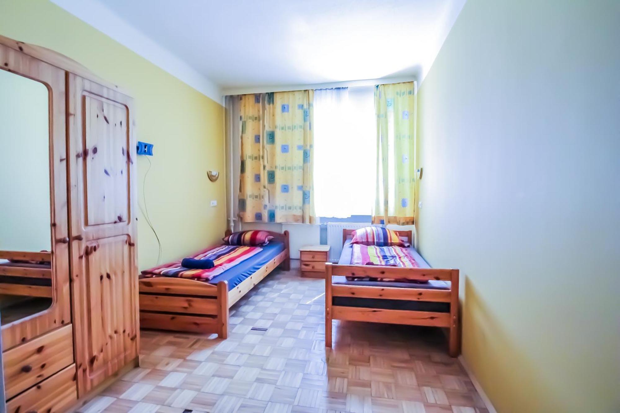 Cozy Rooms - U3 Hutteldorferstrasse Viyana Dış mekan fotoğraf