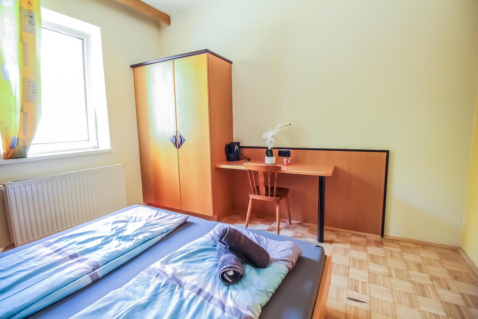 Cozy Rooms - U3 Hutteldorferstrasse Viyana Dış mekan fotoğraf