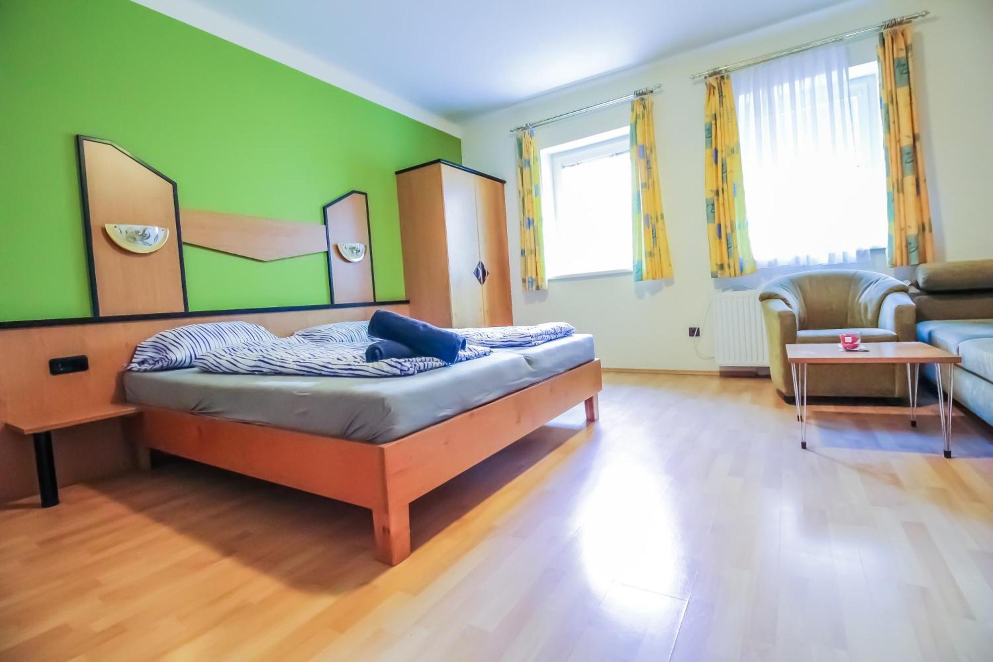 Cozy Rooms - U3 Hutteldorferstrasse Viyana Dış mekan fotoğraf